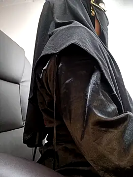 zahra Jalid online show from October 14, 2025, 9:04 pm