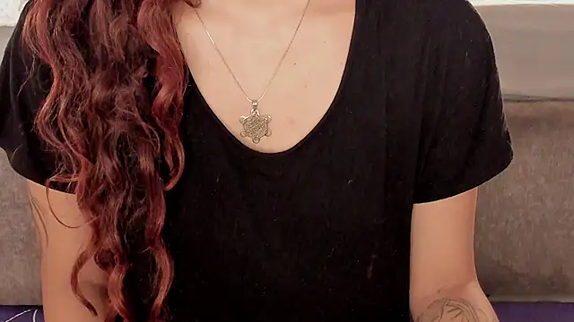 SabrinaSpell  online show from November 16, 2025, 11:49 am