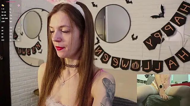 Iriss Miller online show from October 24, 2025, 10:44 am