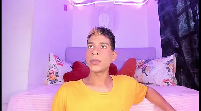 Ethan Boyy online show from February 7, 2025, 8:42 pm