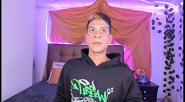 Ethan Boyy online show from March 9, 2025, 1:46 am