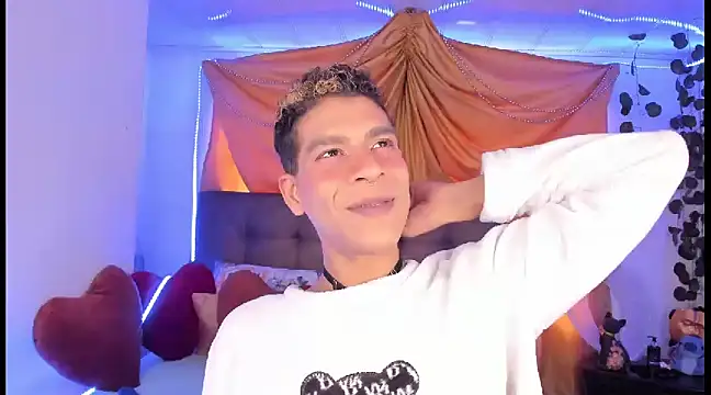 Ethan Boyy online show from March 18, 2025, 8:15 pm