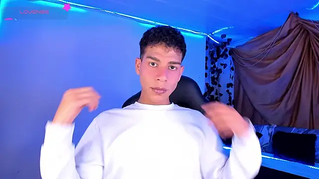 Ethan Boyy online show from December 2, 2025, 11:23 pm