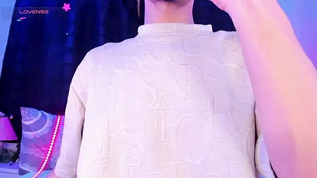 Ethan Boyy online show from February 18, 2026, 10:50 pm