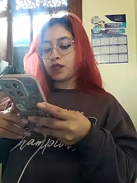 AnonymousGirl online show from November 11, 2025, 2:39 pm