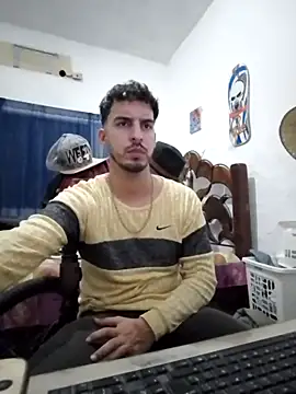 alejo5288 online show from October 13, 2025, 2:00 am