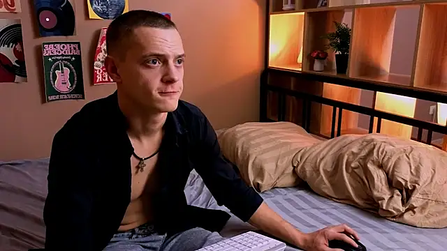 Oliver Sunshine online show from January 13, 2025, 5:33 pm