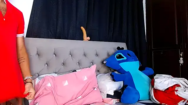 sweethoneytsx online show from September 26, 2025, 7:51 pm