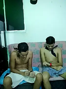 Latinos 2001 online show from January 25, 2025, 9:14 pm