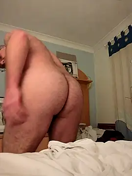 Snapshot of Eynoos_ chatting on February 24, 2025, 12:20 am Eynoos online show from February 24, 2025, 12:20 am