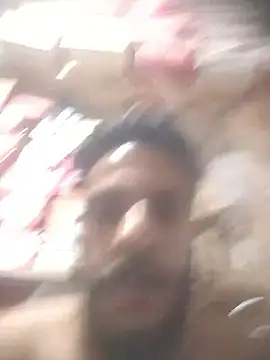 Feeroo11 online show from April 18, 2026, 7:58 pm