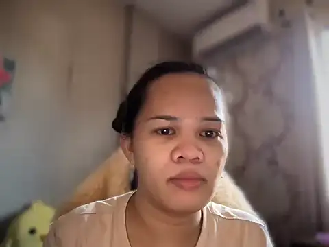 Snapshot of SophiaCourthaway chatting on April 29, 2026, 3:10 am SophiaCourthaway online show from April 29, 2026, 3:10 am
