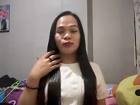 Snapshot of SophiaCourthaway chatting on May 18, 2026, 10:48 pm SophiaCourthaway online show from May 18, 2026, 10:48 pm