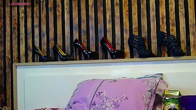 Tory Lovi online show from February 26, 2026, 4:55 am