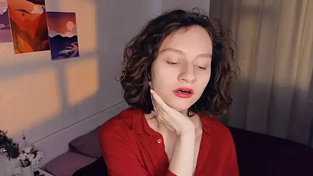 Snapshot of Leya_Curly chatting on March 15, 2025, 12:24 pm Leya Curly online show from March 15, 2025, 12:24 pm