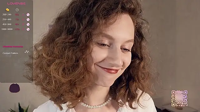 Snapshot of Leya_Curly chatting on September 22, 2025, 2:08 pm Leya Curly online show from September 22, 2025, 2:08 pm