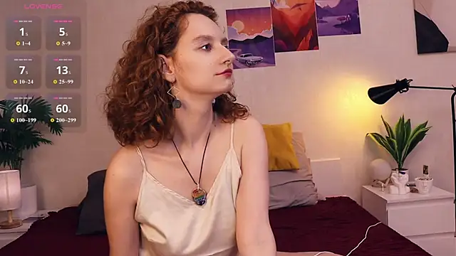Snapshot of Leya_Curly chatting on July 8, 2026, 4:00 pm Leya Curly online show from July 8, 2026, 4:00 pm
