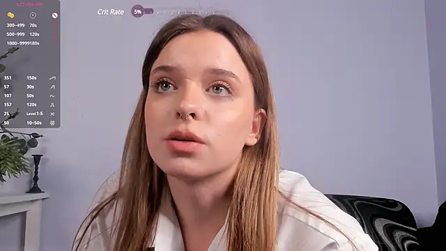 MonaClive online show from January 28, 2025, 9:08 pm