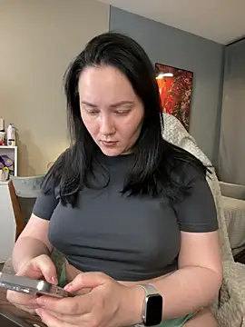 Kiss My Body online show from April 11, 2026, 5:50 pm