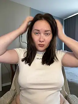 Snapshot of Kiss_My_Body chatting on July 31, 2026, 12:15 pm Kiss My Body online show from July 31, 2026, 12:15 pm