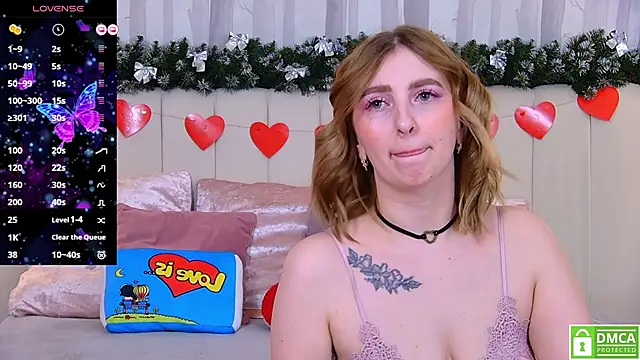 Eva  Summer online show from February 14, 2025, 1:08 pm