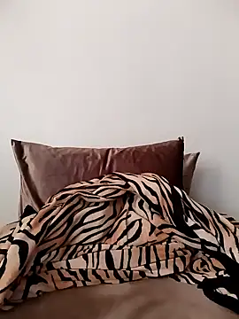 Snapshot of YaraMoon- chatting on January 20, 2025, 11:45 am YaraMoon- online show from January 20, 2025, 11:45 am