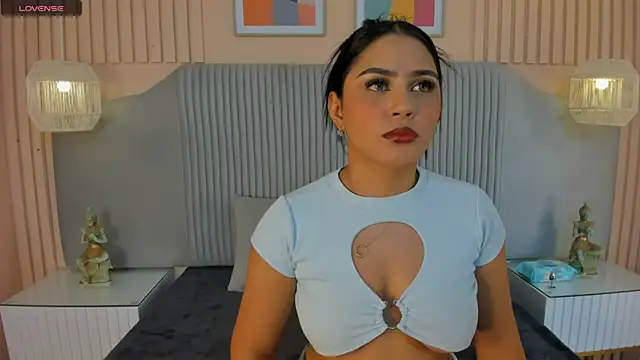 janna lopez  online show from February 5, 2025, 10:08 am