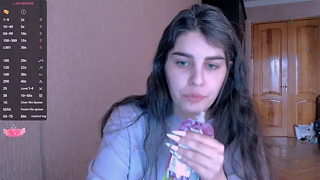  Roselina  online show from January 23, 2025, 10:43 am