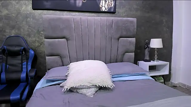 bruce hans online show from September 16, 2025, 11:44 am