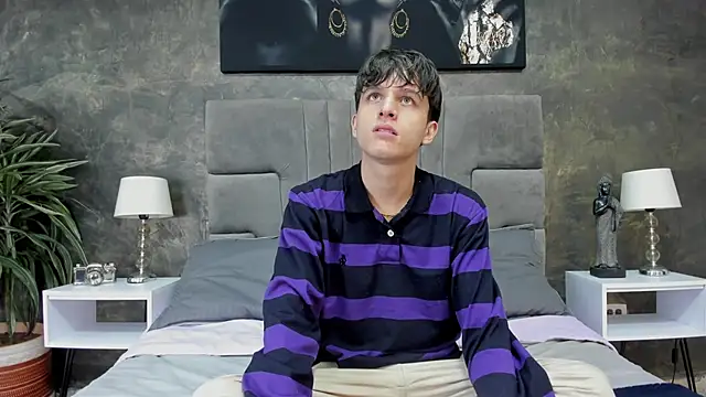 bruce hans online show from November 9, 2025, 11:41 am