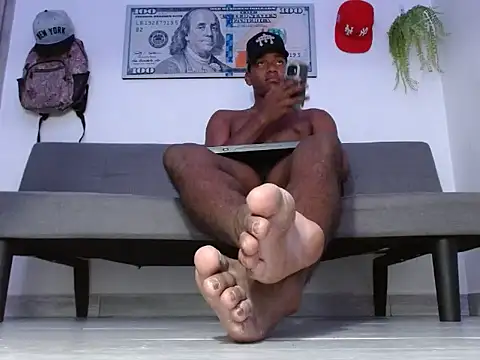 Snapshot of Master_foot_ chatting on April 28, 2026, 9:20 pm Master foot online show from April 28, 2026, 9:20 pm