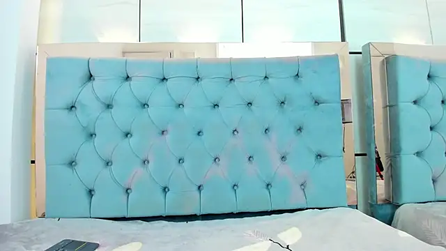 Snapshot of pocahontas_pow chatting on April 10, 2026, 11:59 am pocahontas pow online show from April 10, 2026, 11:59 am