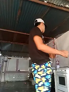 Snapshot of matteo_rivas chatting on October 20, 2025, 3:45 pm matteo rivas online show from October 20, 2025, 3:45 pm