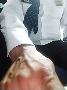 Snapshot of Jinenez chatting on October 25, 2025, 11:10 pm Jinenez online show from October 25, 2025, 11:10 pm