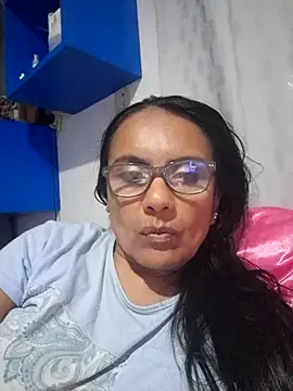 raquell moore online show from October 26, 2025, 2:50 am