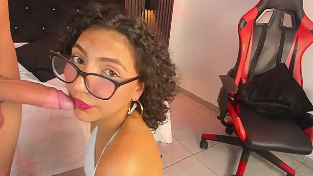 vanilla hot online show from January 27, 2025, 4:22 pm