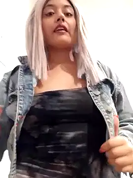 Snapshot of monicavictoria1301 chatting on March 22, 2025, 10:59 pm monicavictoria1301 online show from March 22, 2025, 10:59 pm