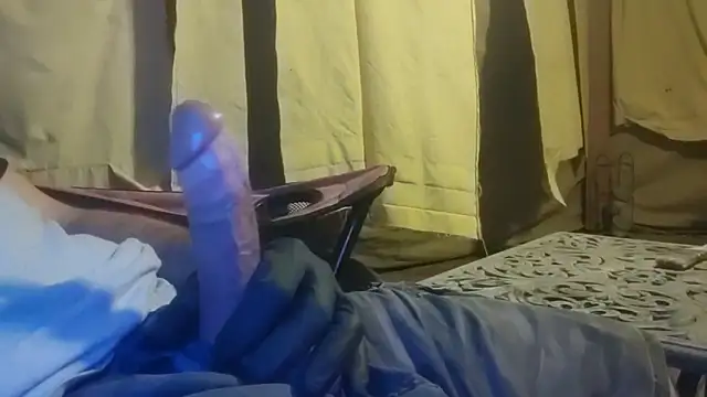 bwcbeat83 online show from October 10, 2025, 1:26 am