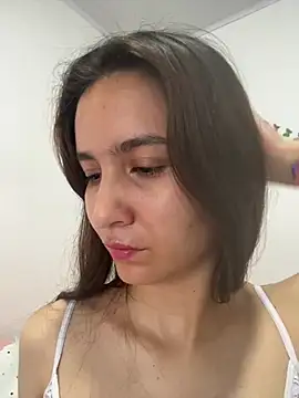 Snapshot of Bella_still chatting on May 13, 2026, 1:52 pm Bella still online show from May 13, 2026, 1:52 pm