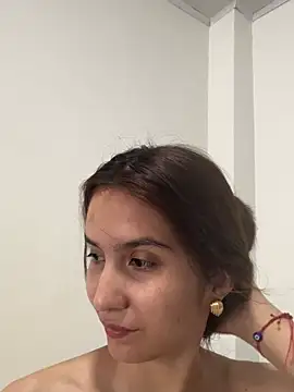 Snapshot of Bella_still chatting on July 16, 2026, 1:39 pm Bella still online show from July 16, 2026, 1:39 pm