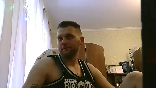 Snapshot of HunterOnBoobs chatting on February 20, 2025, 12:36 pm HunterOnBoobs online show from February 20, 2025, 12:36 pm