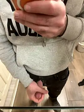 Klaus298 online show from December 16, 2025, 7:02 am