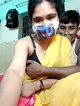 Snapshot of Sexy-Couple20 chatting on January 26, 2025, 10:57 pm Sexy-Couple20 online show from January 26, 2025, 10:57 pm