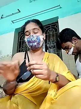 Snapshot of Sexy-Couple20 chatting on January 27, 2025, 7:46 pm Sexy-Couple20 online show from January 27, 2025, 7:46 pm