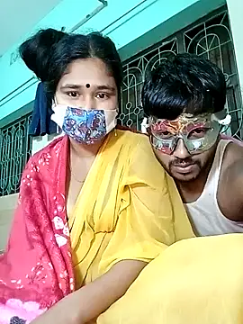 Snapshot of Sexy-Couple20 chatting on February 1, 2025, 10:23 pm Sexy-Couple20 online show from February 1, 2025, 10:23 pm