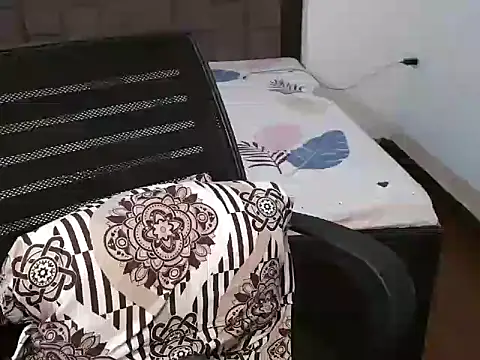 LovelyRosy online show from March 8, 2025, 3:06 am