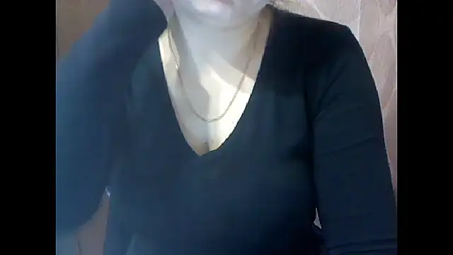 Allie Janet online show from December 1, 2025, 8:08 am