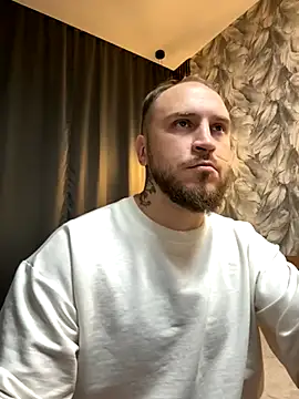  XxX-XxX  online show from October 10, 2025, 10:31 pm