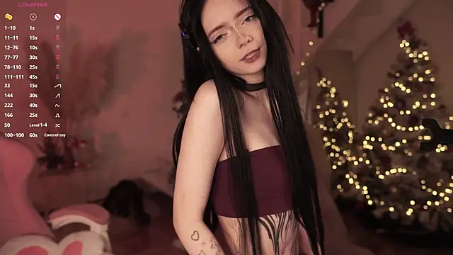 miuri miy online show from December 19, 2025, 6:15 pm