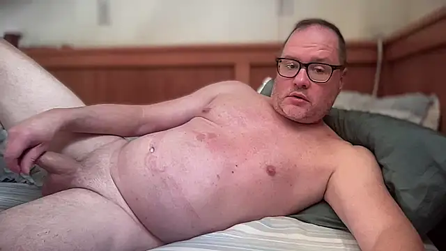 Snapshot of __DR3W__ chatting on March 14, 2025, 4:19 pm DR3W online show from March 14, 2025, 4:19 pm